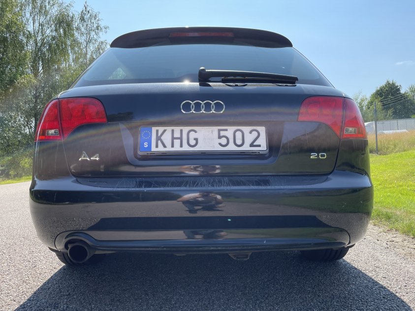 Audi A4 Manuell