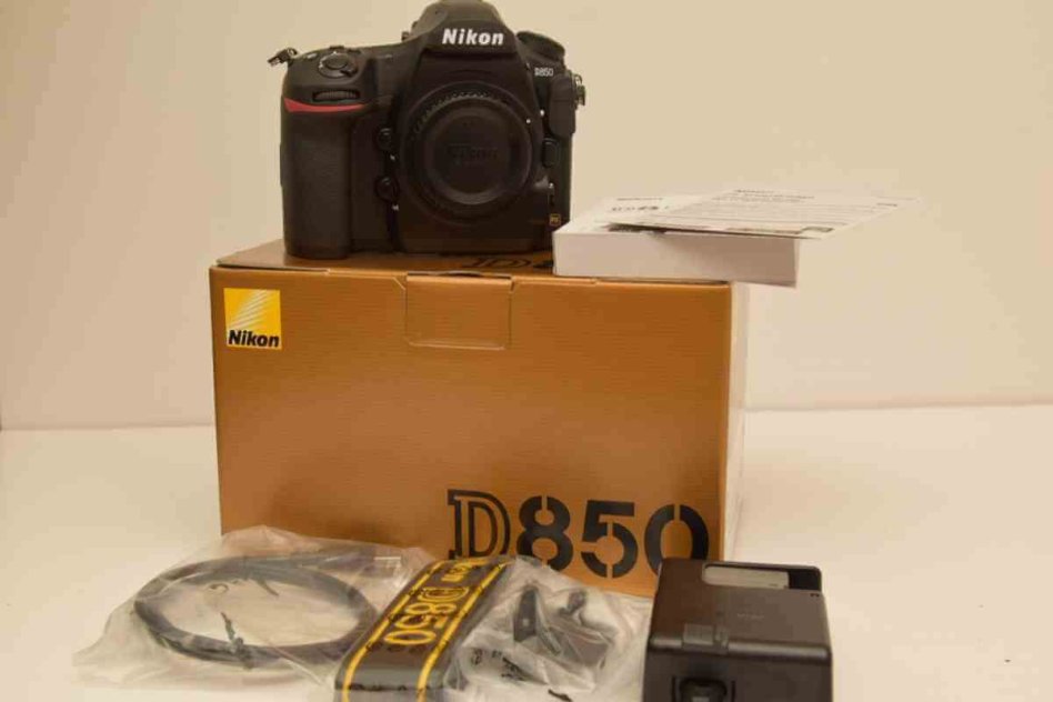 Nikon D850,Canon EOS,Flir,Fluke camera