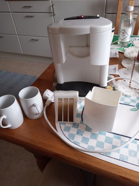 Coffee Maker vit för två koppar.