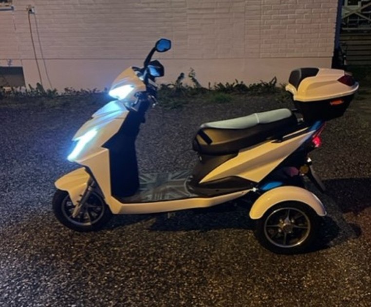 Promenadscooter/Moped med två sits