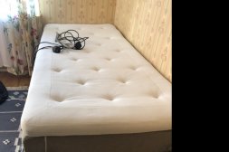 Höj och sänkbar säng